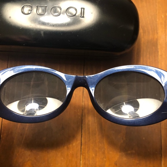Authentic Gucci Vintage Sunglasses 2400 - Navy - Picture 6 of 10